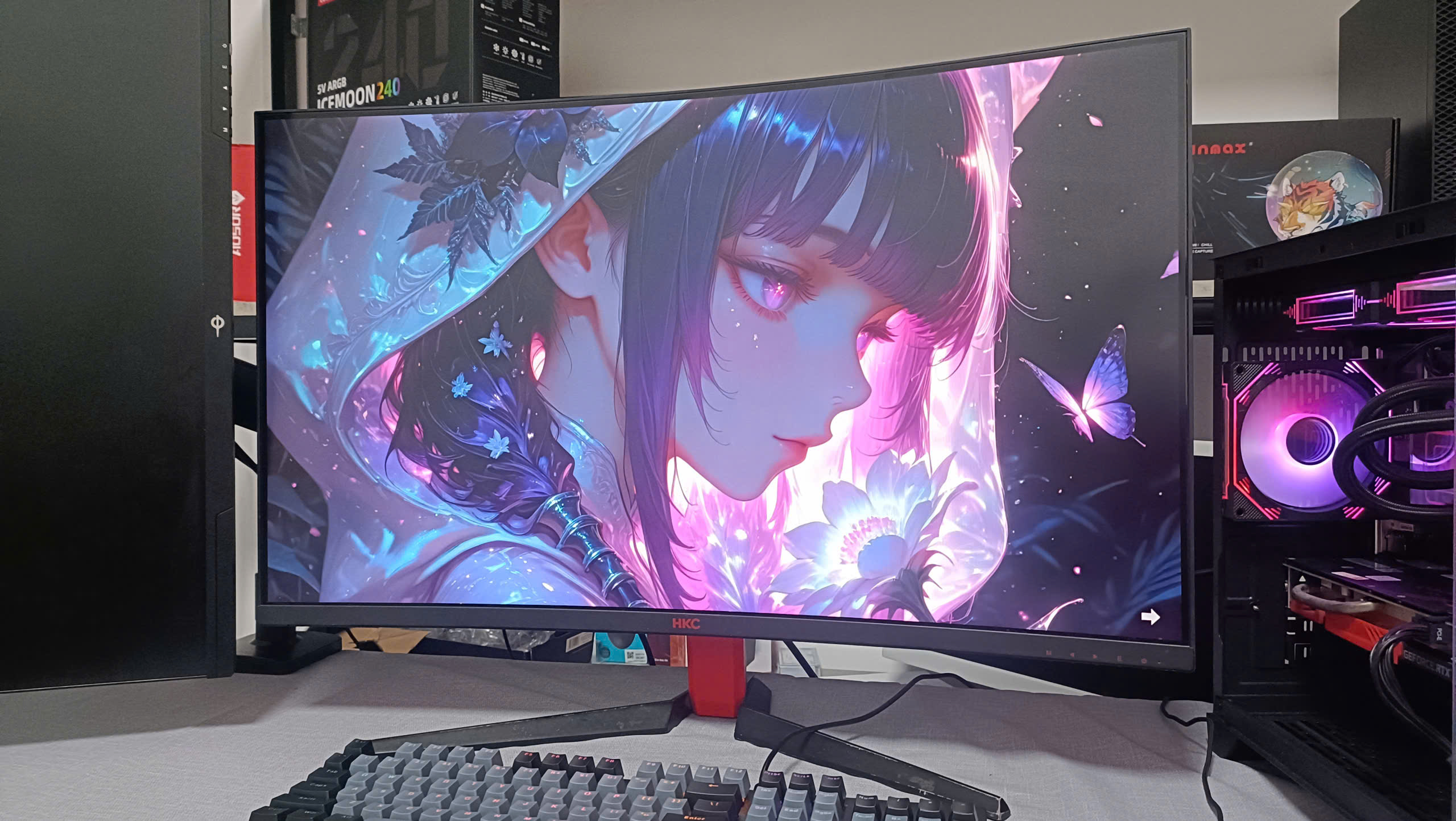 12675130472554795776