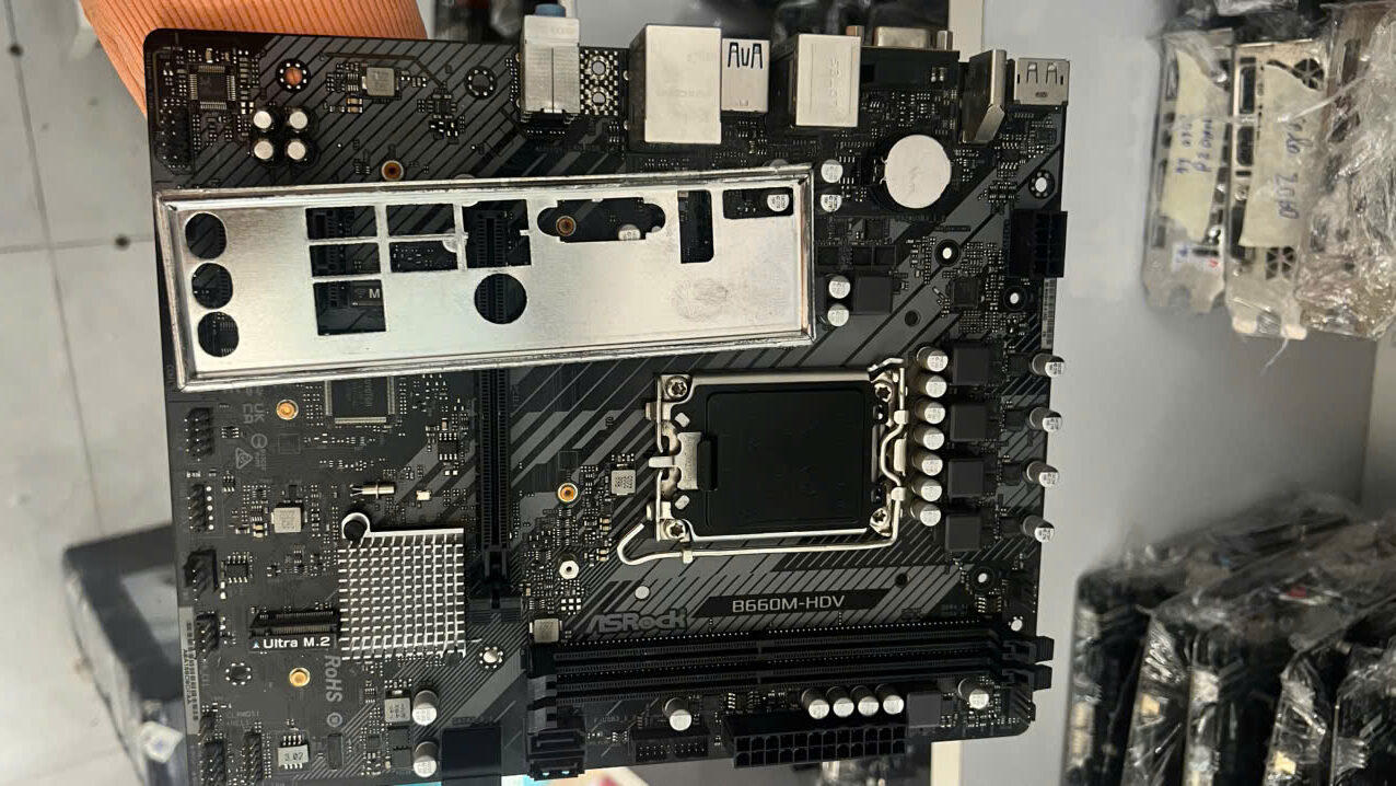 Mainboard ASROCK B660M