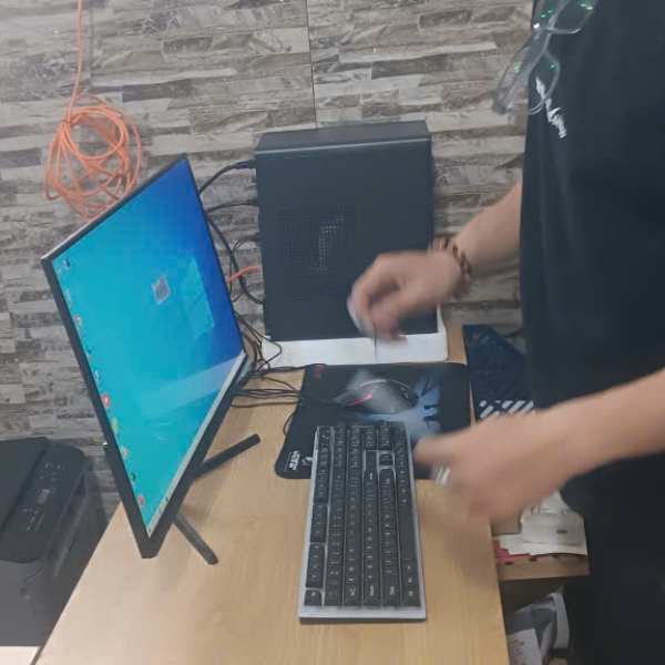 Bàn Giao Thành Công 2 Bộ PC Văn Phòng Cho Chị Quyên Tại Phú Nhuận: Quản Lý Kho Hàng Và Thiết Kế Bao Bì 6 3